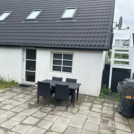 2 Bedroom Apartment Near The Sea Tisvildeleje Kültér fotó